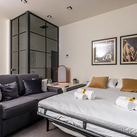Apartament Brera Bedroom Mediolan