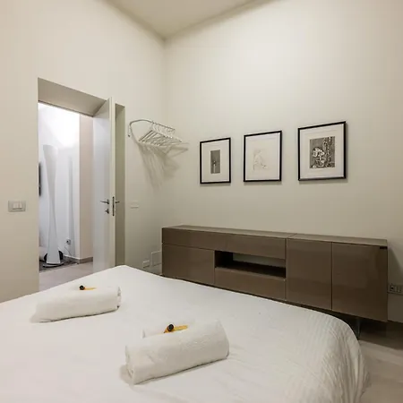 Brera Bedroom Apartament Mediolan
