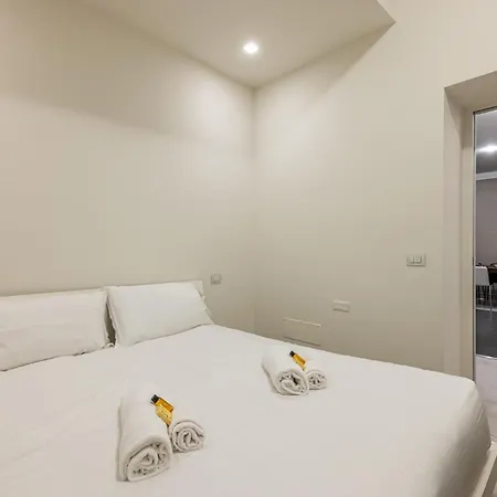 Brera Bedroom Apartament Mediolan